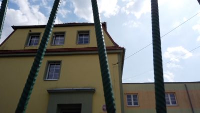 Czy szkoły w Sosnówce i Miłkowie zostaną zamknięte?