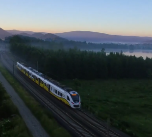 W końcu pojedziemy pociągiem do Karpacza i Kowar