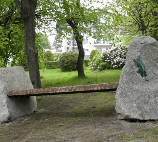 Ławy izersko-karkonoskie powstają w Szklarskiej Porębie