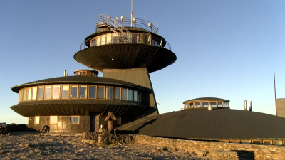 Zabytek na szczycie Śnieżki