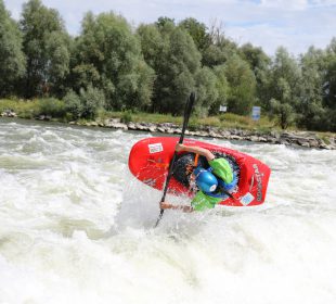 Nasi kajakarze trenują już za granicą