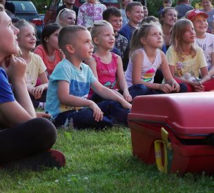 Pomysłowe spotkanie w Janowicach Wielkich Pomysłowe spotkanie w Janowicach Wielkich