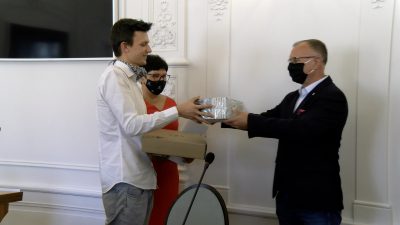 Sprzęt komputerowy dla dzieci z pieczy zastępczej