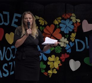 Nerwowe rozpoczęcie roku szkolnego w Sosnówce