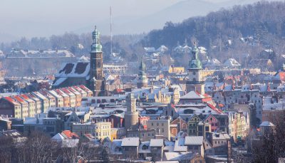 Prezydent Jeleniej Góry proponuje nowe stawki za odbiór śmieci.