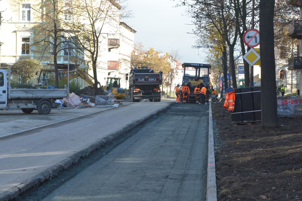 Zmiana organizacji ruchu na Alei Wojska Polskiego