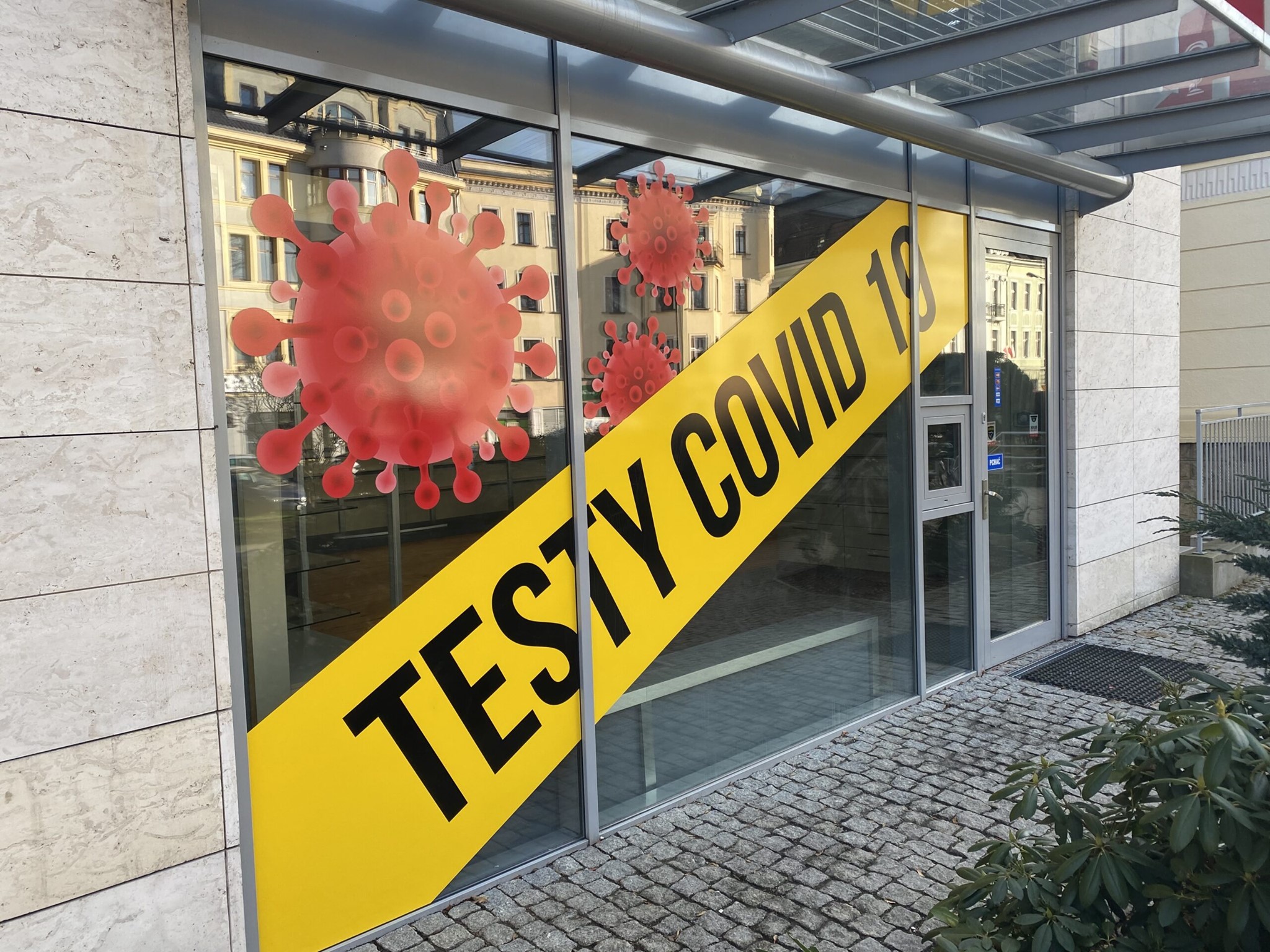 KCM otwiera nowy punkt poboru i testów COVID 19