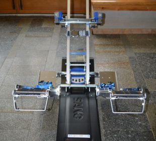 Jeleniogórskie szkoły zaopatrzone w schodołazy gąsienicowe.