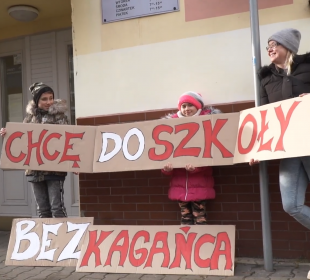 Protest pod kuratorium Protest pod kuratorium