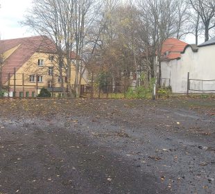 Nowe boisko przy “Handlówce “ Nowe boisko przy “Handlówce “