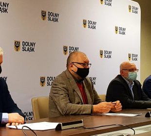 Bezpartyjni walczą o branżę turystyczną