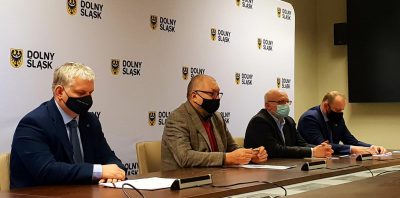 Bezpartyjni walczą o branżę turystyczną