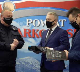 Interkomy  dla policjantów