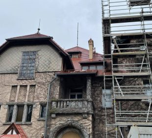 Jak idą prace przy zabobrzańskim zameczku?