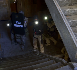 Specjalsi z Nadodrzańskiego Oddziału Straży Granicznej