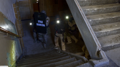 Specjalsi z Nadodrzańskiego Oddziału Straży Granicznej Specjalsi z Nadodrzańskiego Oddziału Straży Granicznej