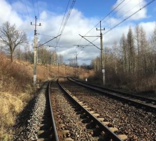 Czarne chmury nad Koleją Izerską