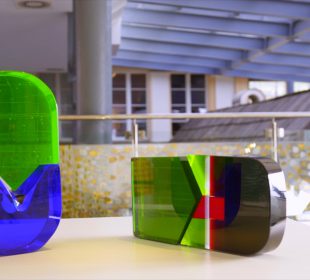 Nowa odsłona wystawy szkła współczesnego w Muzeum Karkonoskim