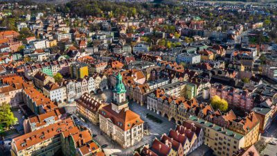Jelenia Góra : Koronawirus paraliżuje prace Urzędu Miasta