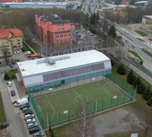 Masowy punkt szczepień w Jeleniej Górze niemal gotowy