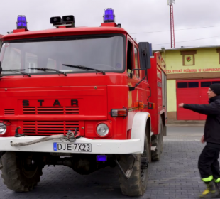 Samochodem gaśniczym z OSP Karpniki przemierzą USA Samochodem gaśniczym z OSP Karpniki przemierzą USA