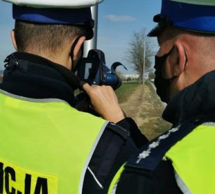 Policjanci ruchu drogowego szkolili się w zakresie ręcznych mierników prędkości