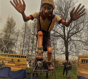 Kosmiczna podróż Guliwera- teatr lalek w Stacji Wolimierz