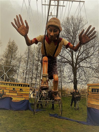 Kosmiczna podróż Guliwera- teatr lalek w Stacji Wolimierz