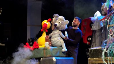 Sztuką pożegnają zmarłego dyrektora