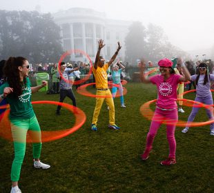 Cykl warsztatów wakacyjnych w BWA Jelenia Góra