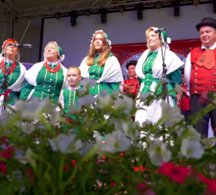 Festiwal Zespołów Ludowych i Folklorystycznych-reportaż Festiwal Zespołów Ludowych i Folklorystycznych-reportaż