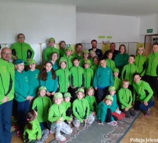 Policjanci sprawdzali bezpieczeństwo dzieci na obozach harcerskich