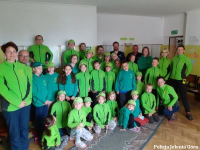 Policjanci sprawdzali bezpieczeństwo dzieci na obozach harcerskich
