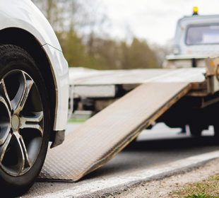 Policjanci apelują do kierowców o parkowanie pojazdów tylko w miejscach do tego wyznaczonych