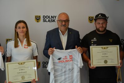 Marszałek wręczył nagrody sportowe dolnośląskim olimpijczykom