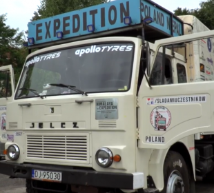 Pojechali jelczem w Himalaje