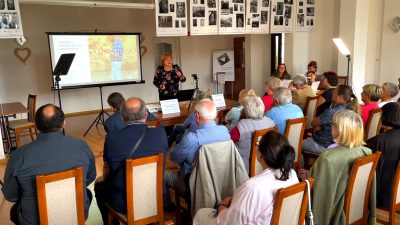 Karkonoscy seniorzy będą mieć kawiarenki internetowe