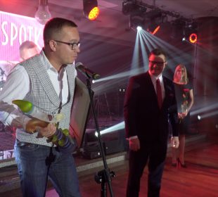 Starosta przyznał nagrody Starosta przyznał nagrody