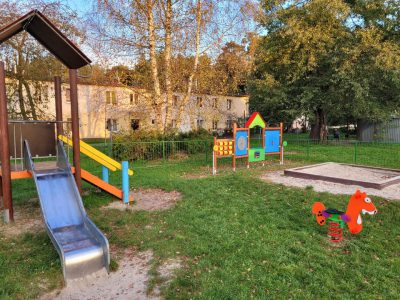 Nowe zabawki na jeleniogórskich placach zabaw