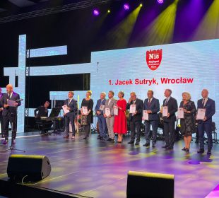 Prezydent Jeleniej Góry w rankingu najlepszych prezydentów polskich miast Prezydent Jeleniej Góry w rankingu najlepszych prezydentów polskich miast