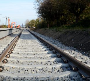 Linia kolejowa z Jeleniej Góry do Mysłakowic z rządowym dofinansowaniem