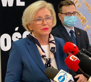Minister Marzena Machałek z wizytą w SP nr 8