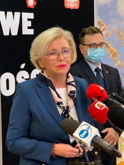 Minister Marzena Machałek z wizytą w SP nr 8