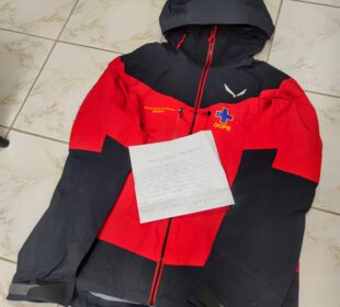 Zaginiona kurtka wróciła do właściciela