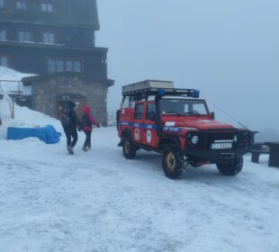 Trudne warunki na karkonoskich szlakach. GOPR Karkonosze ostrzega Trudne warunki na karkonoskich szlakach. GOPR Karkonosze ostrzega