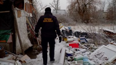 Straż miejska kontroluje koczowiska bezdomnych
