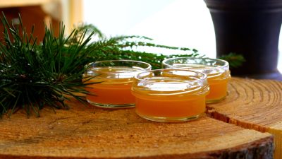 Domowy przepis na maść wspomagającą leczenie przeziębienia