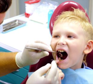 Dentobus sprawdzi stan uzębienia dzieci