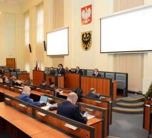 Pierwszy w Polsce Sejmikowy Klub Książki powstał na Dolnym Śląsku Pierwszy w Polsce Sejmikowy Klub Książki powstał na Dolnym Śląsku