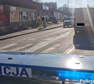 Potrącenie na pasach. Poszkodowana z obrażeniami przewieziona do szpitala Potrącenie na pasach. Poszkodowana z obrażeniami przewieziona do szpitala